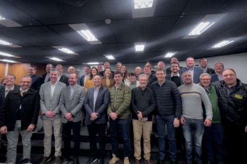 Representantes de mais 23 municípios assinam ordens de início do programa Desassorear RS