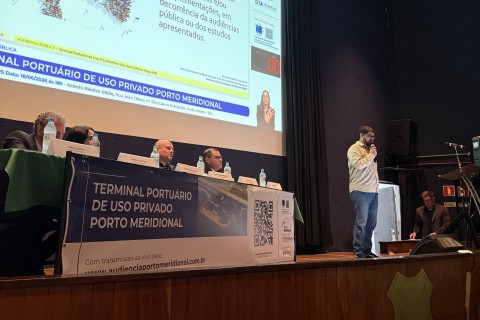 Audiência pública do Porto Meridional reúne mais de 250 pessoas em Porto Alegre