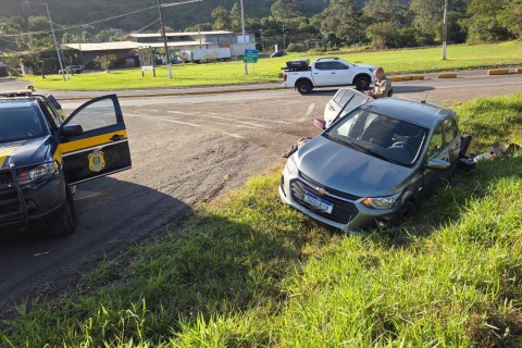 PRF prende motorista embriagado e sem direito de dirigir após fuga em Osório