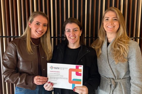Equipe da ESF Centro de Três Cachoeiras recebe certificação estadual pelo cuidado à saúde materno-infantil