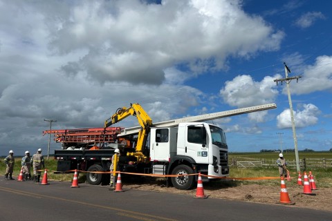 CEEE Equatorial investe mais de R$ 2 milhões na construção de novo alimentador para Palmares do Sul