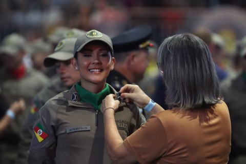 Esfes - Osório celebra a formação de 164 novos soldados da Brigada Militar