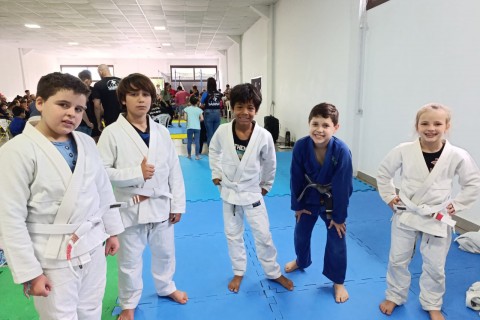 Três Cachoeiras realiza Campeonato Interno de Jiu-Jitsu com apoio da Prefeitura