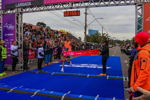 40ª Maratona Internacional de Porto Alegre tem como grandes campeões Vivian Kiplagati (QUE) e Wendell Souza