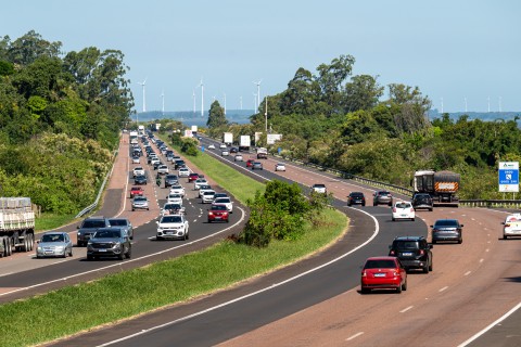 Fluxo nas rodovias administradas pela ViaSul continua intenso durante os primeiros dias de janeiro