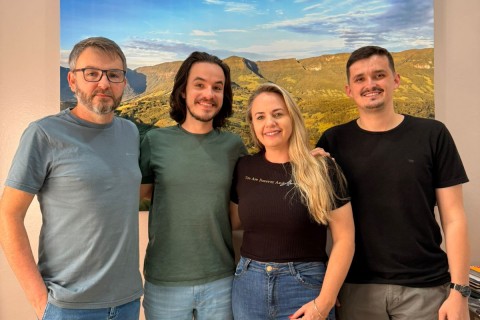 Influenciador Diogo Elzinga chega a Morrinhos do Sul para gravar conteúdos turísticos