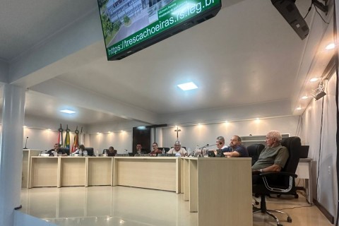 Câmara de Três Cachoeiras aprova moção de repúdio sobre política de educação inclusiva e debate acalorado sobre ausência de posto 24h de saúde